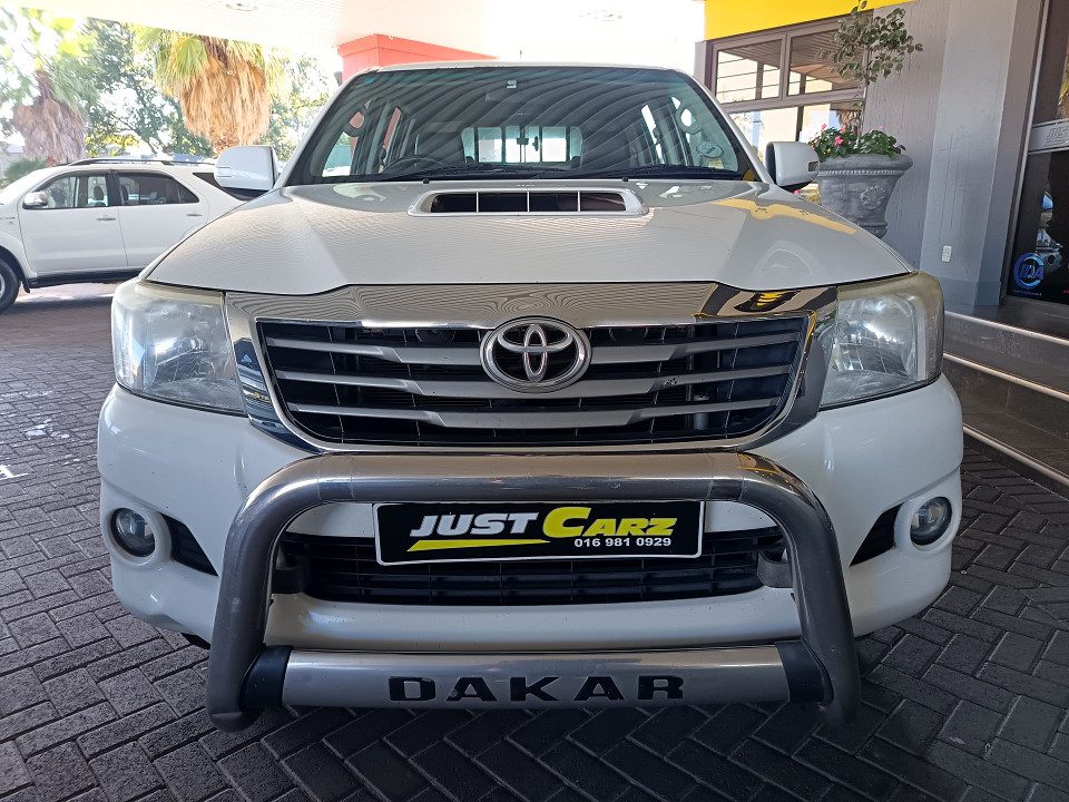 
								Toyota Hilux 2014 full									