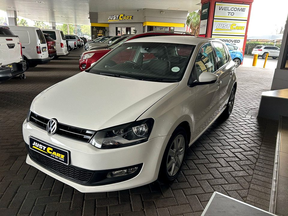
								Volkswagen Polo 2013 full									