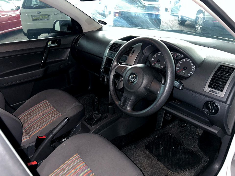 
								Volkswagen Polo Vivo 2013 full									