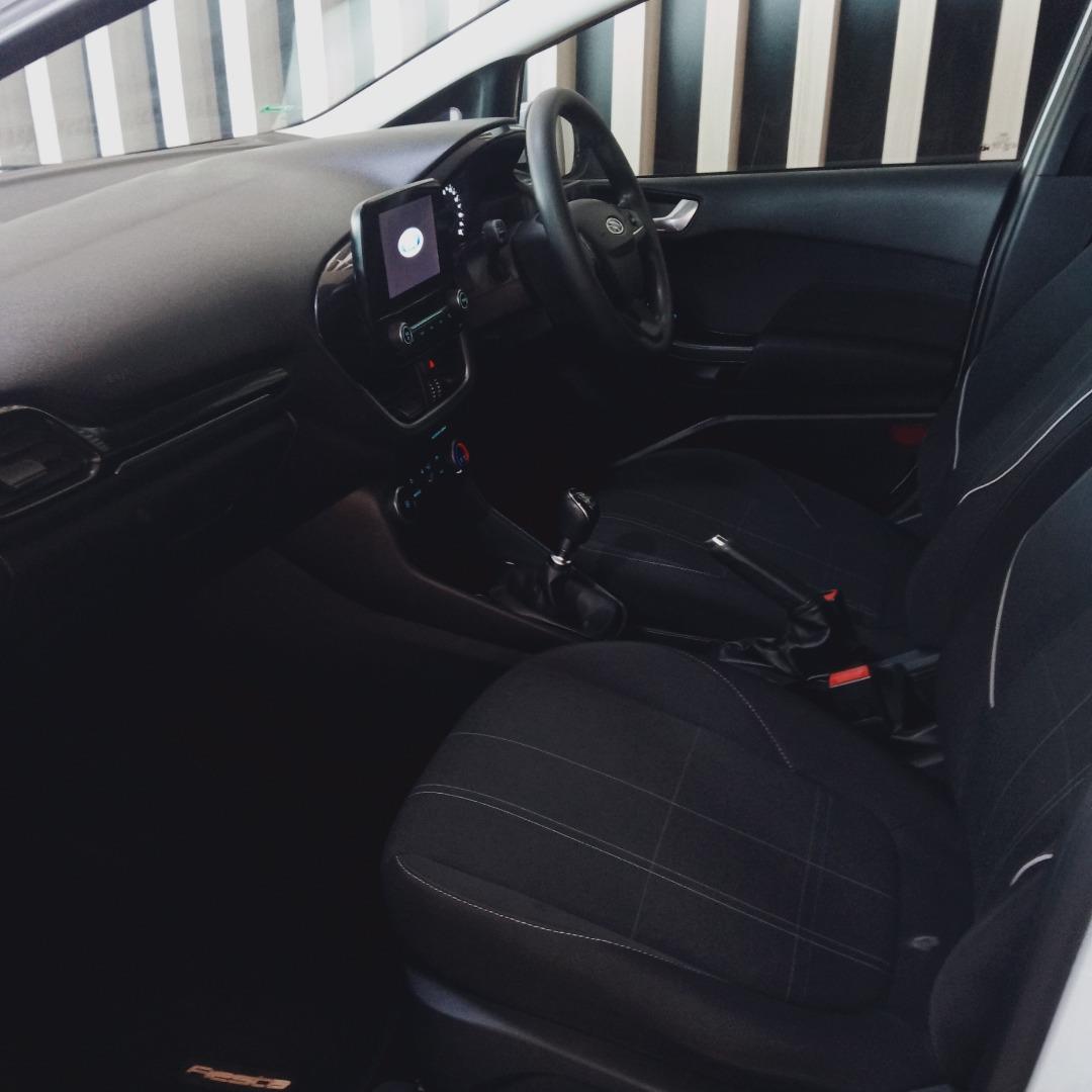 
								Ford Fiesta 2018 full									