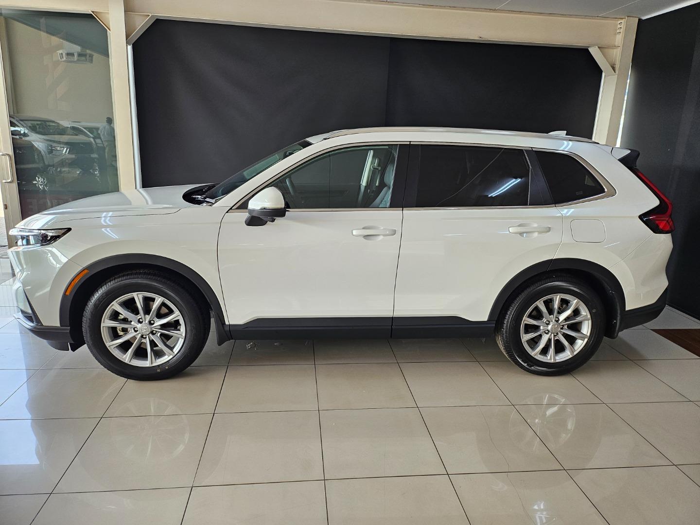 
								Honda CR-V 2025 full									