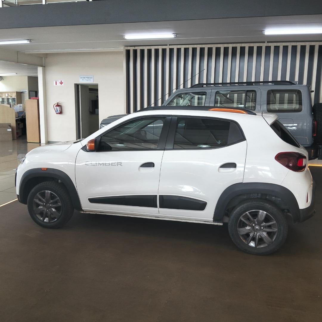 
								Renault Kwid 2022 full									