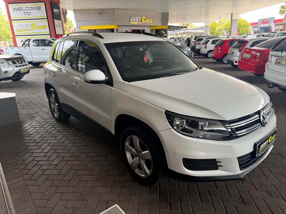 
								Volkswagen Tiguan 2013 full									