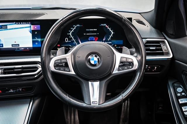 
								BMW 3 Series 2024 full									