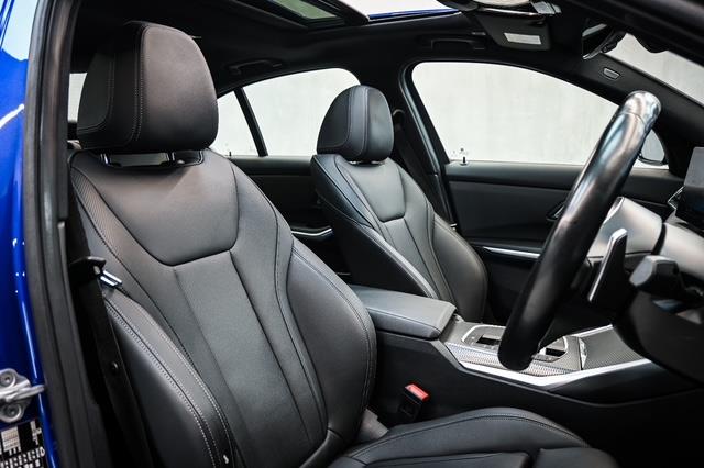 
								BMW 3 Series 2024 full									