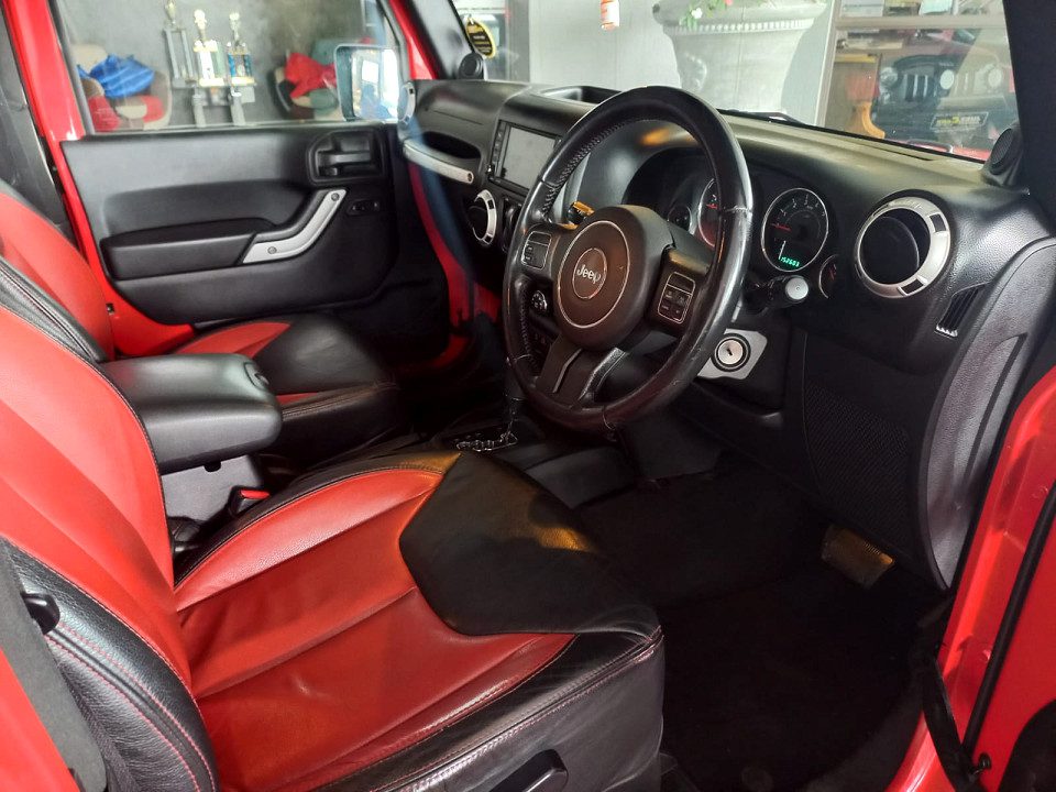 
								Jeep Wrangler 2014 full									