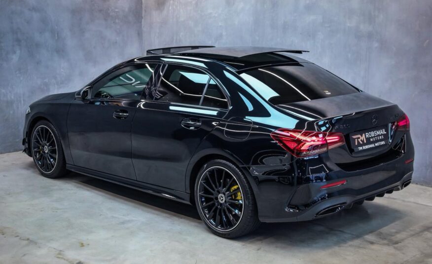 
								Mercedes-Benz A-Class 2022 full									