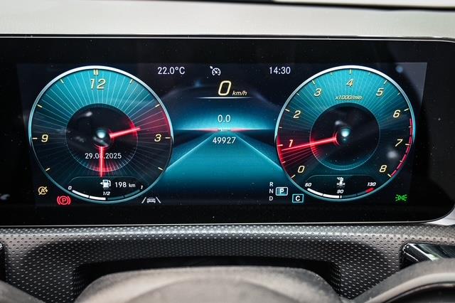 
								Mercedes-Benz CLA 2021 full									