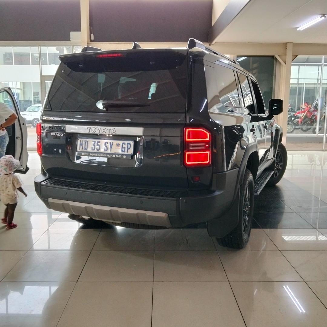 
								Toyota Land Cruiser 2024 full									