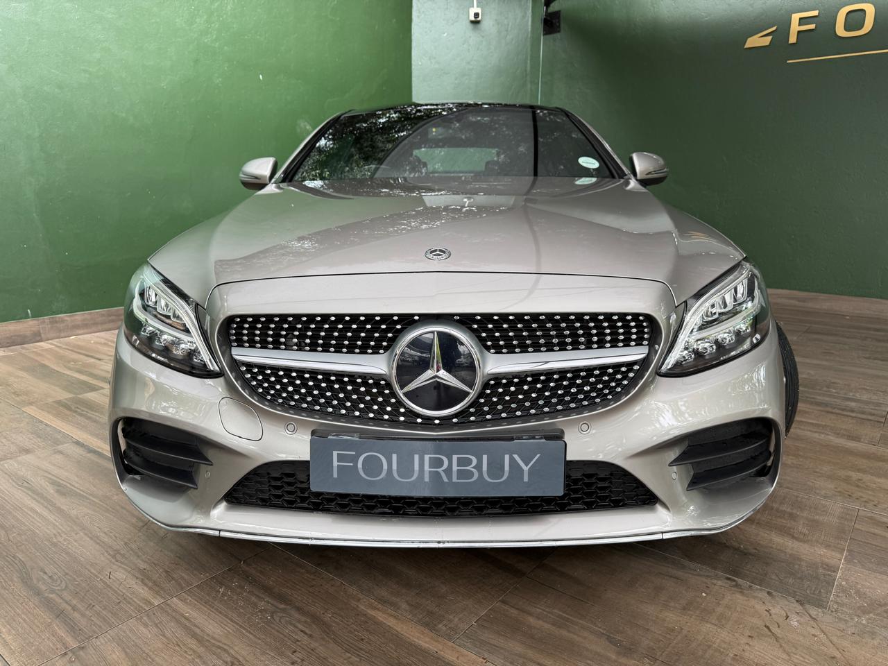
								Mercedes-Benz C 200 2019 full									