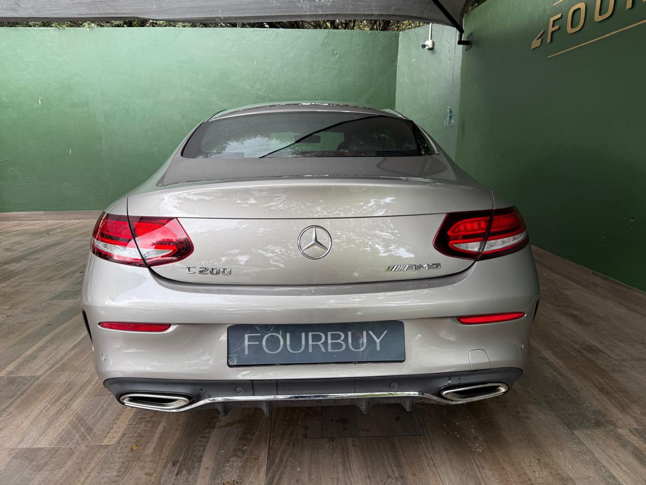 
								Mercedes-Benz C 200 2019 full									