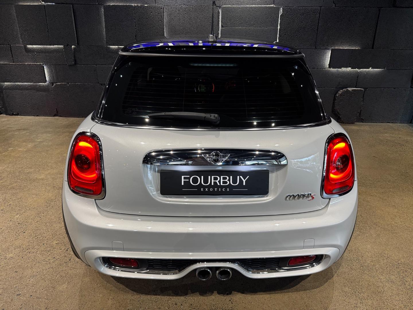 
								Mini Cooper 2015 full									