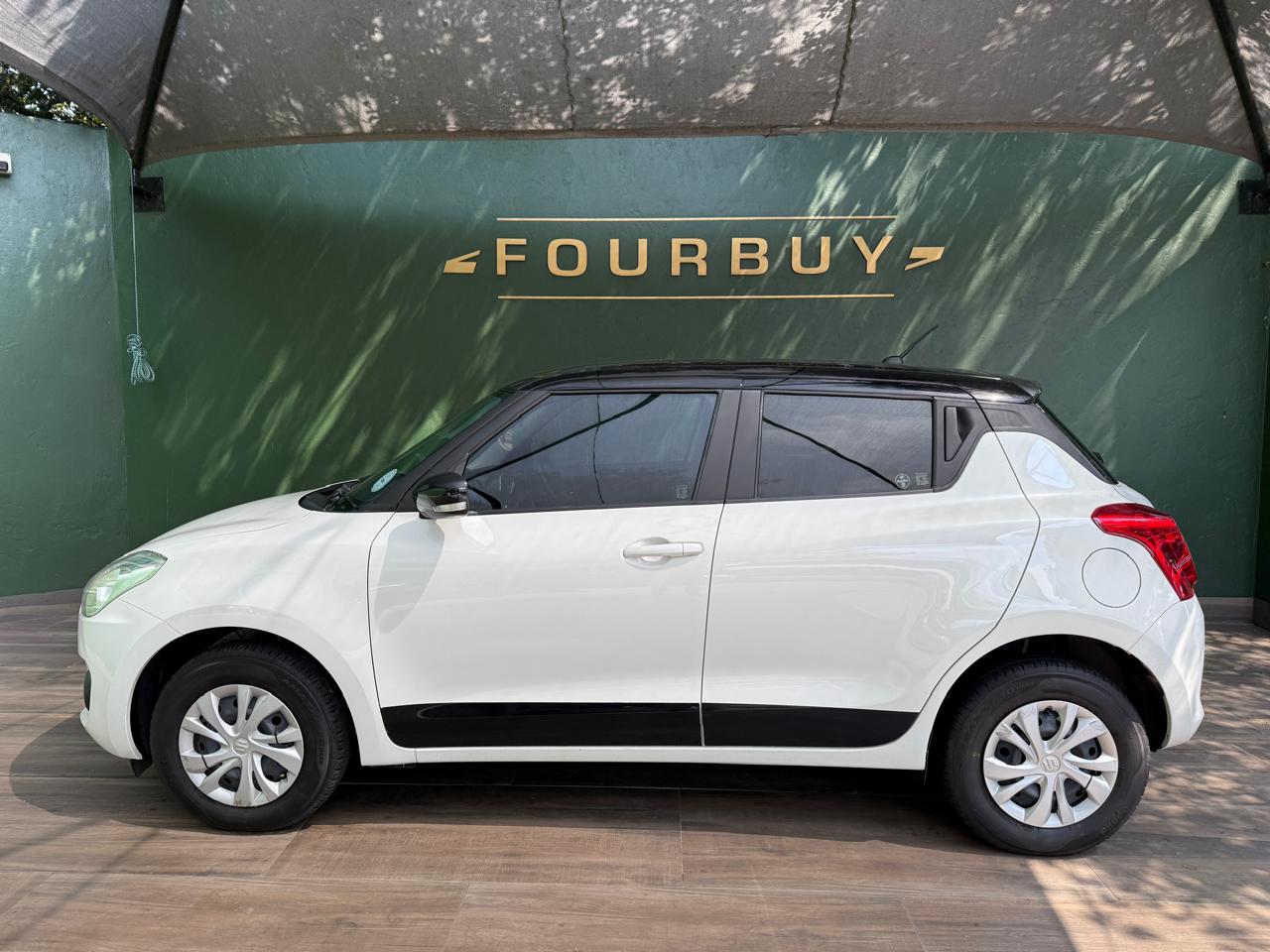 
								Suzuki Swift 2022 full									