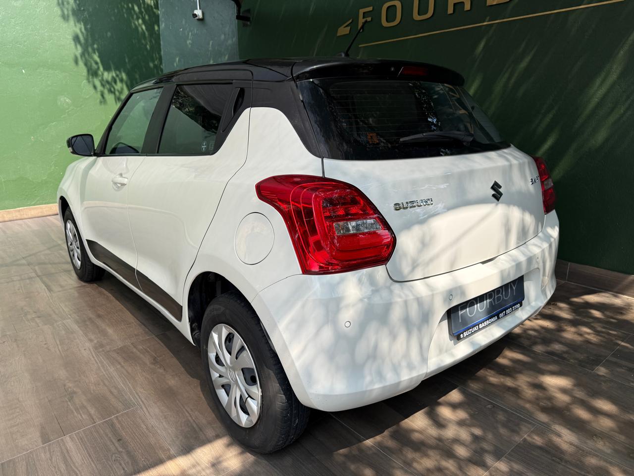 
								Suzuki Swift 2022 full									