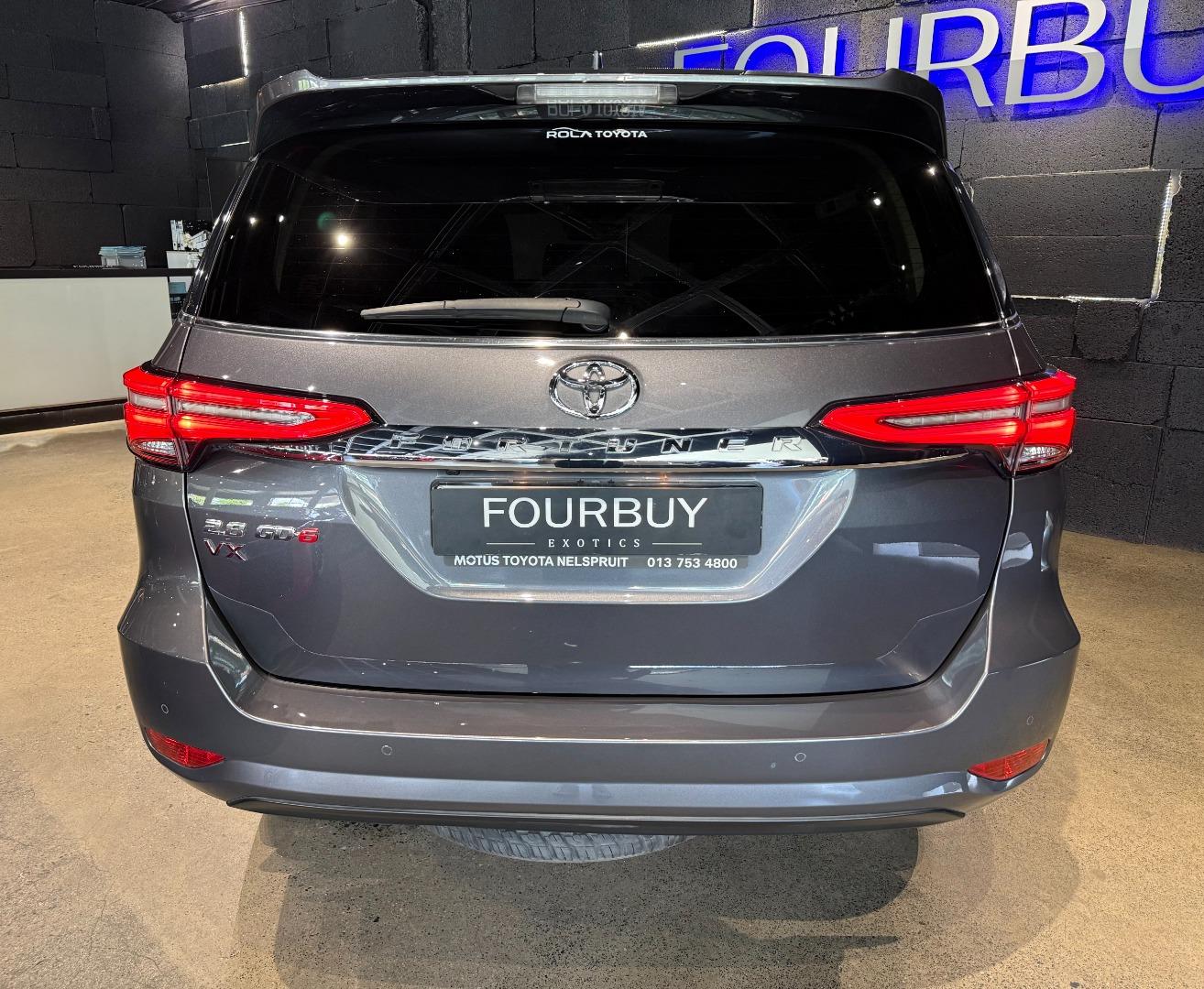 
								Toyota Fortuner 2021 full									