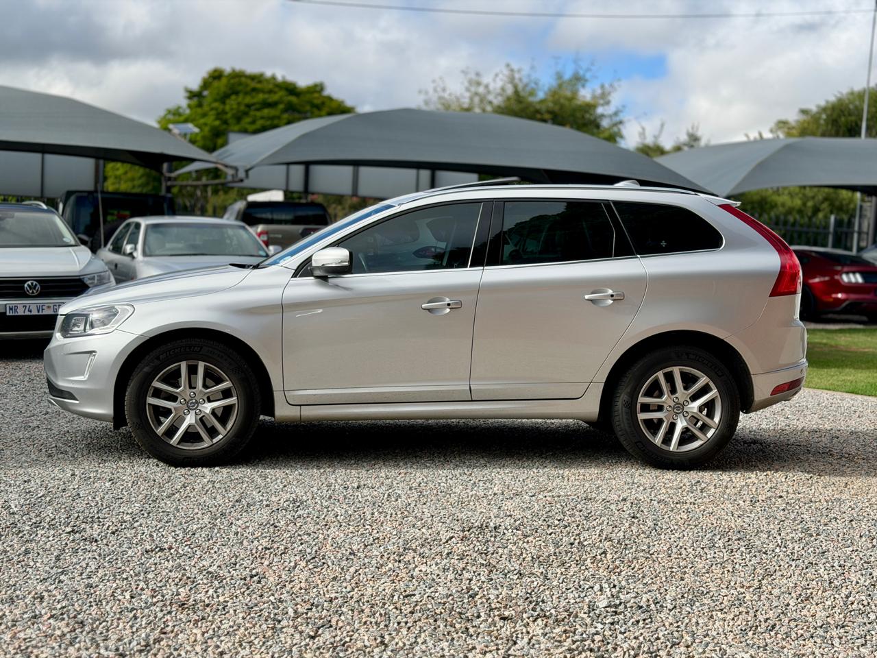 
								Volvo XC60 2018 full									