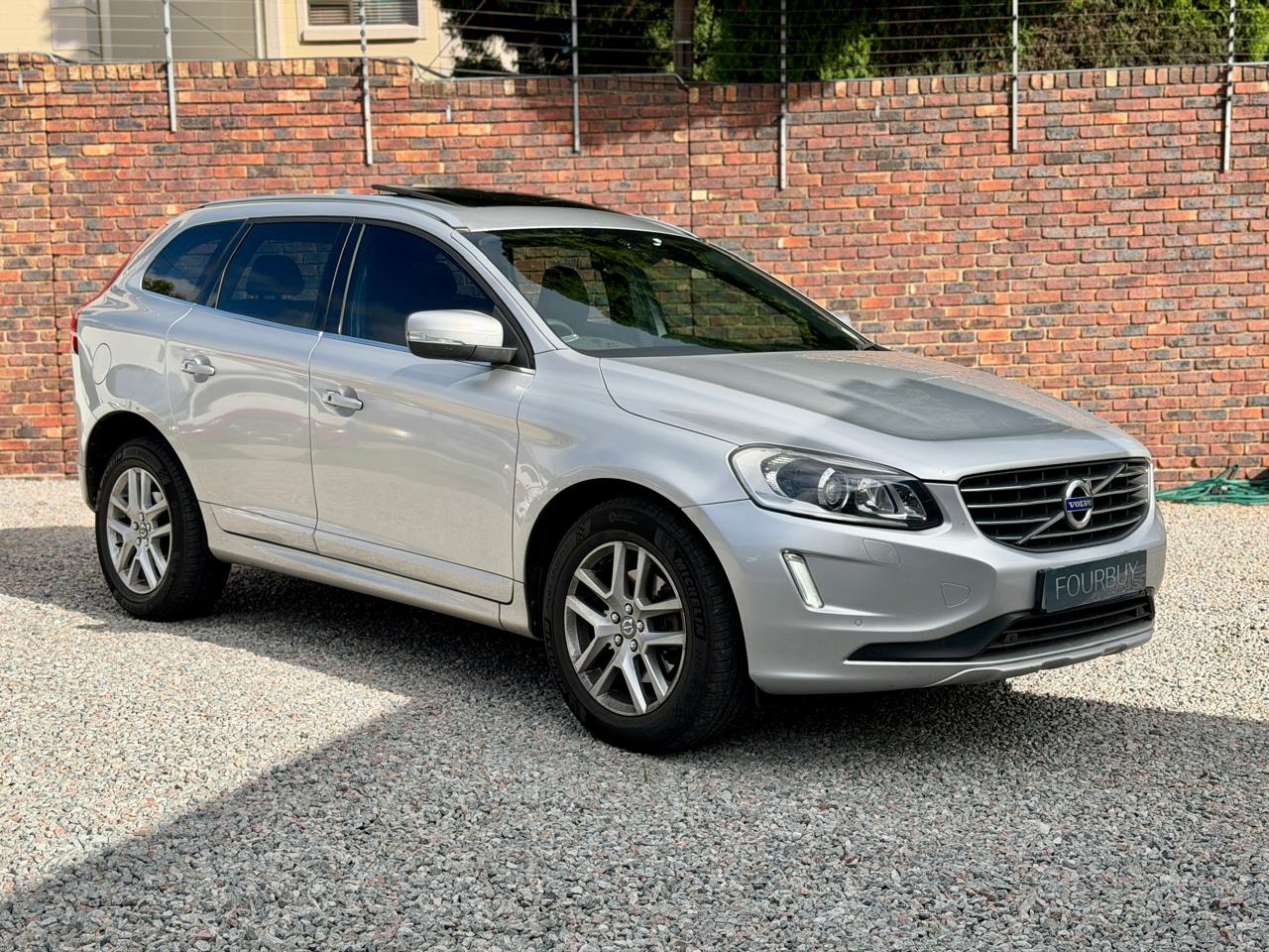 
								Volvo XC60 2018 full									
