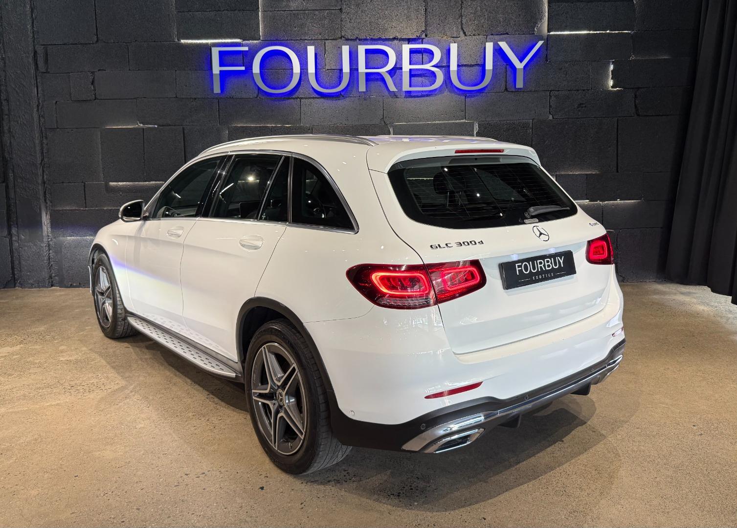 
								Mercedes-Benz GLC 2019 full									