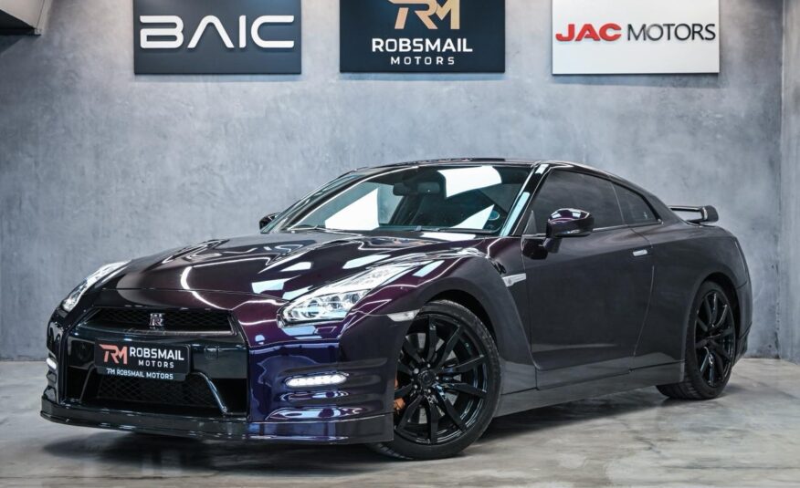 Nissan GT-R 2016